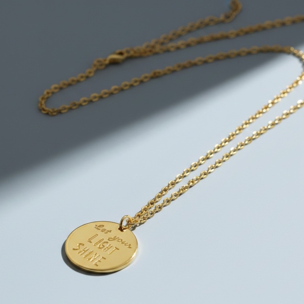 Gold 'Let Your Light Shine' Round Pendant Necklace NWOT - Picture 2 of 2